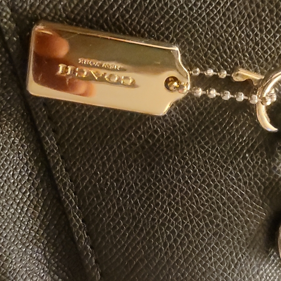 Coach F57527 small Margot Carryall, cross grain leather black satchel - Picture 6 of 7